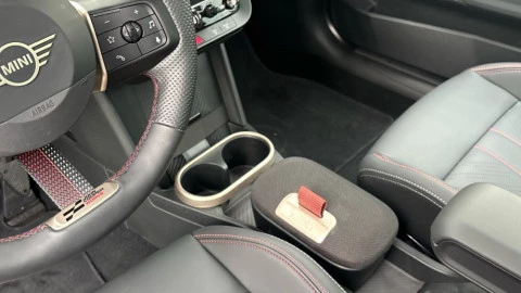 MINI Cooper S John Cooper Works Trim