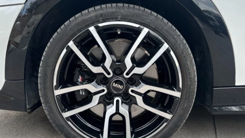 MINI Cooper S John Cooper Works Trim