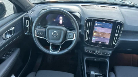 Volvo XC40 Recharge Eléctrico Core Auto