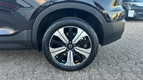 Volvo XC40 Recharge Eléctrico Core Auto