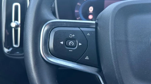 Volvo XC40 Recharge Eléctrico Core Auto