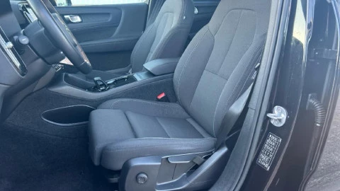 Volvo XC40 Recharge Eléctrico Core Auto