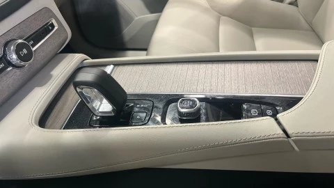 Volvo XC90 B5 D Core AWD Auto 173 kW (235 CV)