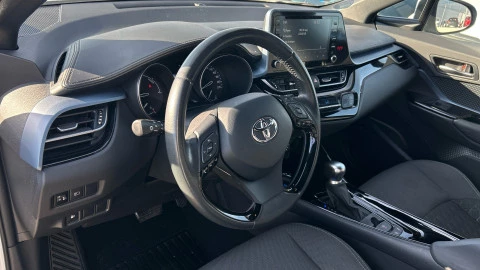 Toyota C-HR 2.0 180H Advance