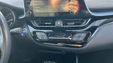 Toyota C-HR 2.0 180H Advance