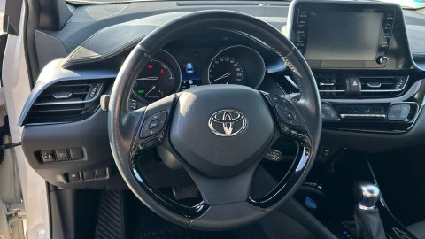 Toyota C-HR 2.0 180H Advance