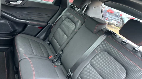 Ford Kuga ST-Line 2.5 Duratec FHEV 140kW Auto