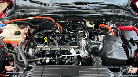 Ford Kuga ST-Line 2.5 Duratec FHEV 140kW Auto