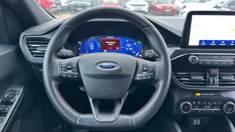 Ford Kuga ST-Line 2.5 Duratec FHEV 140kW Auto