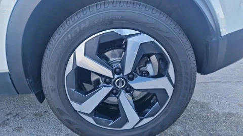 Nissan Qashqai DIG-T 116kW mHEV Xtronic Prem.Edit. Bit.