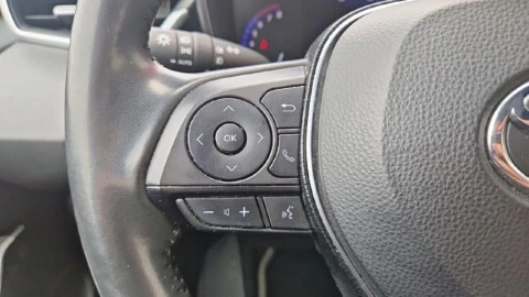 Toyota Corolla 2.0 180H FEEL! E-CVT