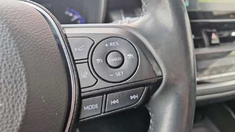Toyota Corolla 2.0 180H FEEL! E-CVT