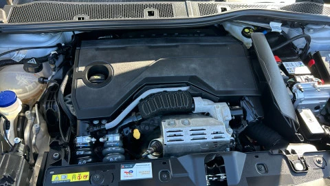 Peugeot 2008 N2008 Allure Hybrid 145 eDCS6