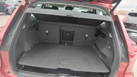 Volvo XC40 1.5 T3 Business Plus Auto