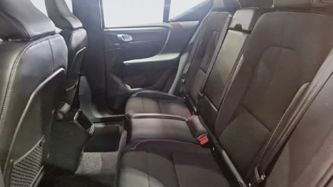 Volvo XC40 1.5 T3 Business Plus Auto