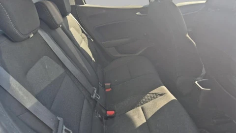 Renault Clio Intens TCe 67 kW (91CV)