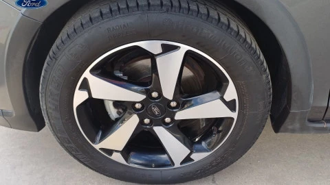 Ford Focus 1.0 Ecoboost MHEV 114kW Active Auto