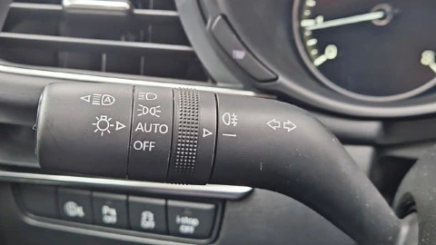 Mazda3 2.5L E-SKY G MHEV 103kW 6AT Homura