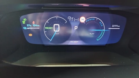 Peugeot e-2008 Eléctrico GT 156 (115kW)