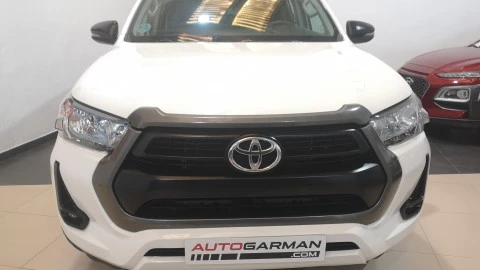 Toyota Hilux 2.4 D4D Cabina Doble GX
