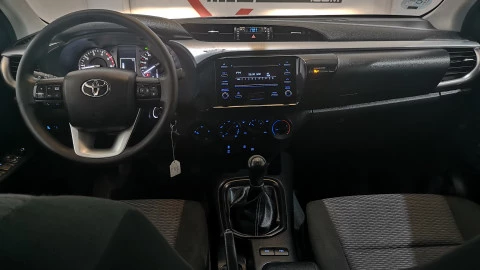 Toyota Hilux 2.4 D4D Cabina Doble GX