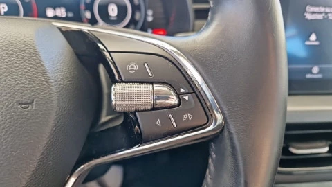 Skoda Kamiq 1.0 TSI 81kW (110CV) DSG Ambition