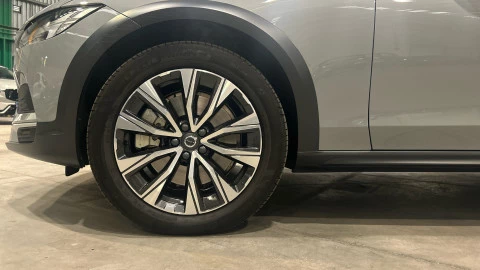 Volvo V90 Cross Country B4 D Core AWD Auto 145 kW (197 CV)