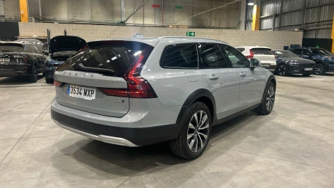 Volvo V90 Cross Country B4 D Core AWD Auto 145 kW (197 CV)