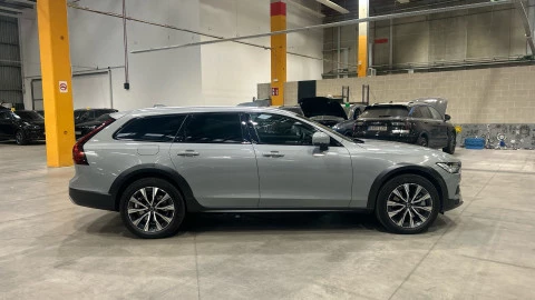 Volvo V90 Cross Country B4 D Core AWD Auto 145 kW (197 CV)