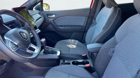 Renault Captur techno Eco-G 100cv (74 kW)