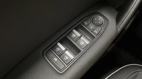 Renault Captur  E-TECH Hibrido Enchufable Zen 117kW