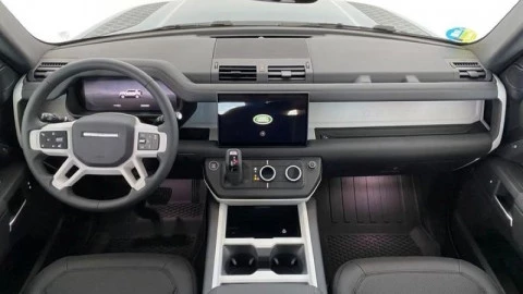 Land Rover Defender 3.0D I6 250 S 110 Auto 4WD MHEV