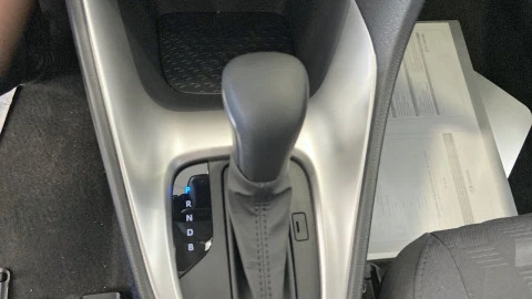 Mazda2 1.5 85 kW (116 CV) CVT Centre-line