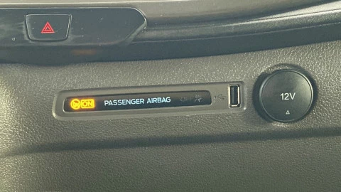 Ford Transit Custom Kombi 2.0 TDCI 96kW 320 L1 Trend