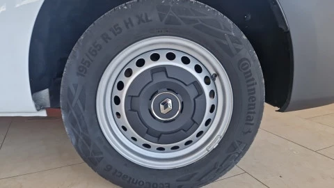 Renault Kangoo Furgón L1 1.5 Blue dCi 70kW Ábr. Sésamo por Ren