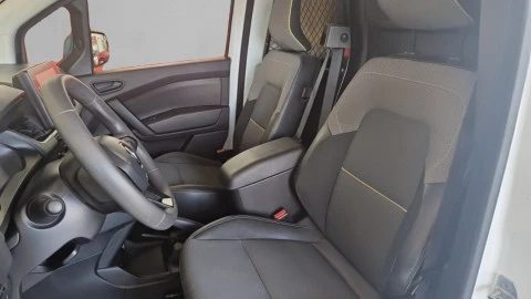 Renault Kangoo Furgón L1 1.5 Blue dCi 70kW Ábr. Sésamo por Ren