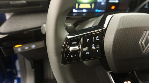 Renault Clio Evolution full hybrid E-Tech 116kW