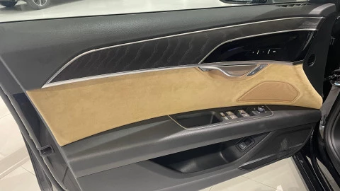 Audi A8  55 TFSI quattro tiptronic