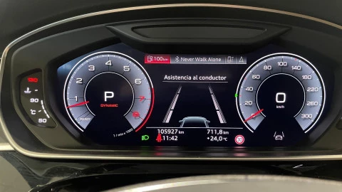 Audi A8  55 TFSI quattro tiptronic