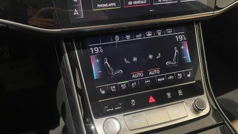 Audi A8  55 TFSI quattro tiptronic