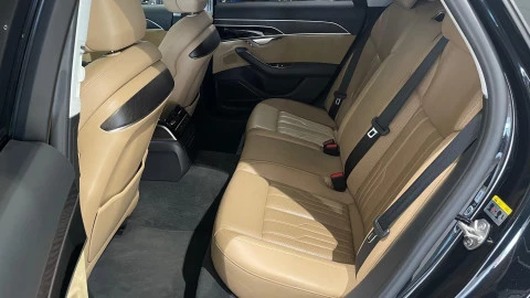 Audi A8  55 TFSI quattro tiptronic