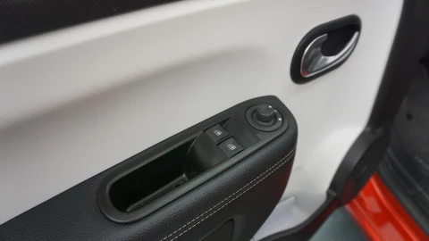 Renault Twingo Techno 60 kW R80 batería 20kWh