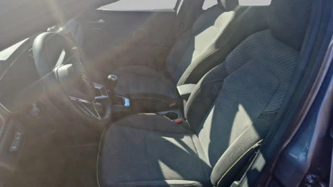 Renault Captur techno Eco-G 100cv (74 kW)