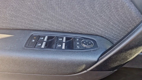 Renault Captur techno Eco-G 100cv (74 kW)