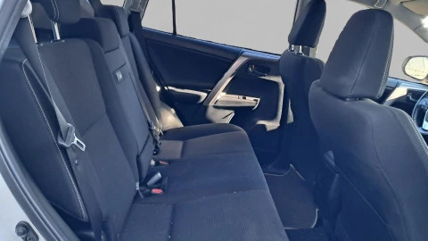 Toyota Rav4 2.5l hybrid 2WD Advance Pack Drive