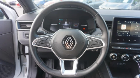 Renault Clio Techno TCe 90 (67kw)