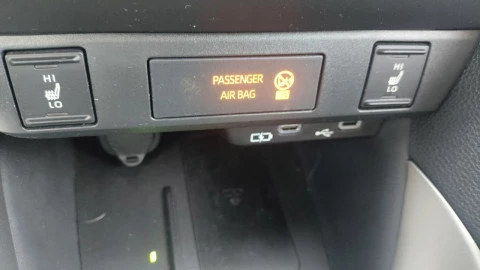 Mazda 2 BERLINA CON PORTÓN 1.5 HEV 85KW CVT HOMURA 116 5P