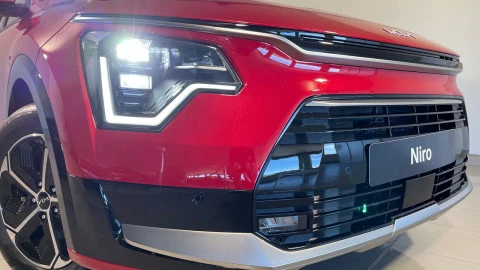 Kia Niro 1.6 GDi HEV 95kW (129CV) Drive