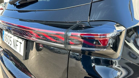 EBRO S400 1.5 DHE HEV Excellence CVT