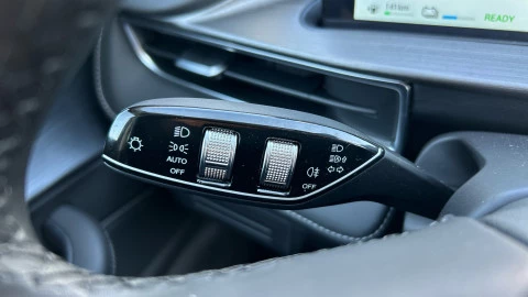 EBRO S400 1.5 DHE HEV Excellence CVT